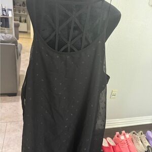 Women black sleeveless tank top. Size L